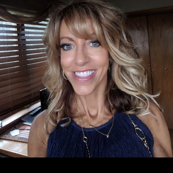 Lots of great deals! - Picture 2 of 9